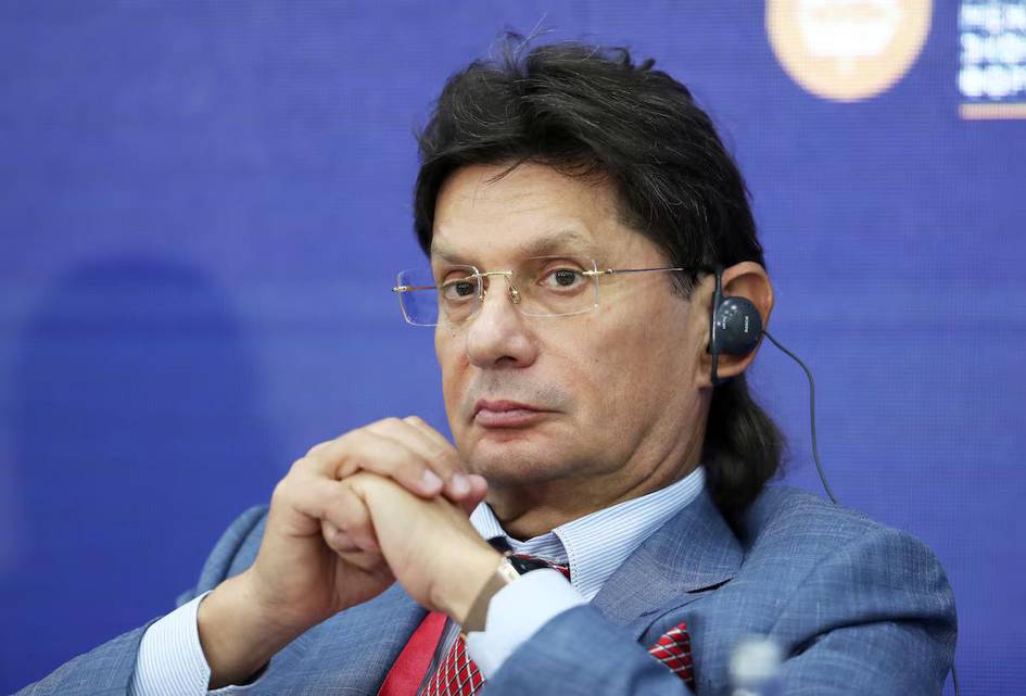 “Лукойл” асосчиларидан бири компаниядаги улушини тўлиқ сотди